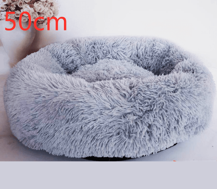 Lisslune | CozyNest | Winter Dog Bed | Luxe Comfort | Sustainable and Stylish