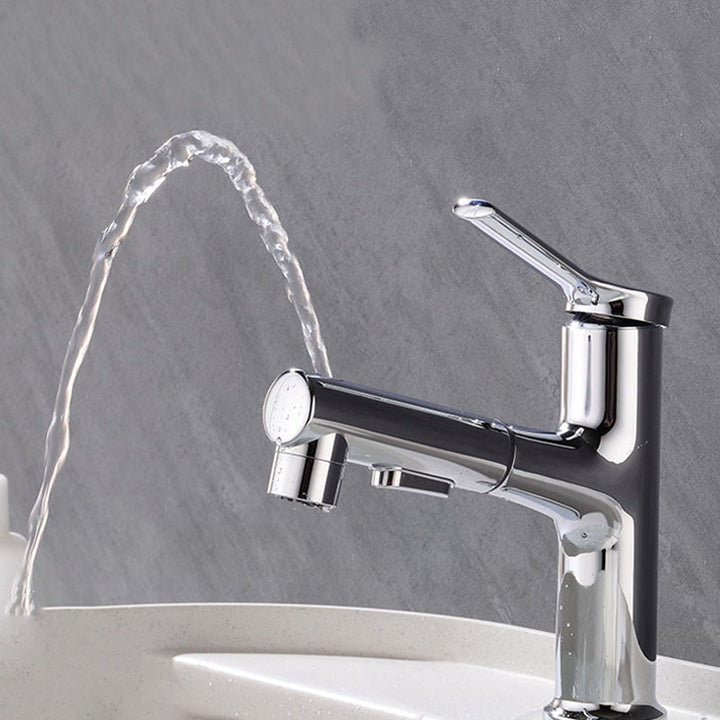 Lisslune | Round contemporary bathroom fixture with lever handle and single hole installation
