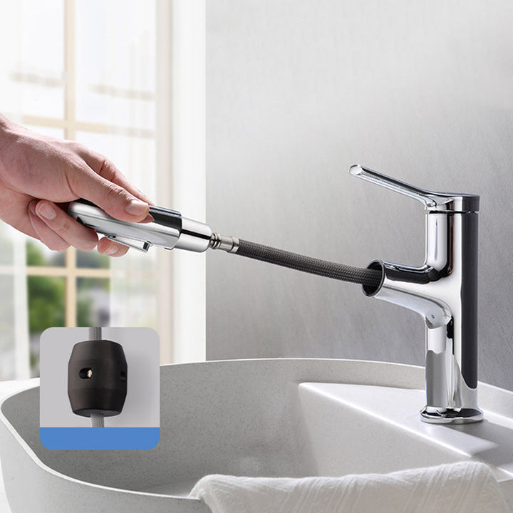 Lisslune | Round contemporary bathroom fixture with lever handle and single hole installation