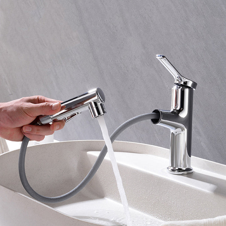 Lisslune | Round contemporary bathroom fixture with lever handle and single hole installation