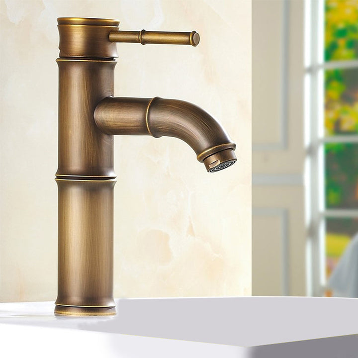 Lisslune | A hole faucet country sink bathroom faucet with single lever handle