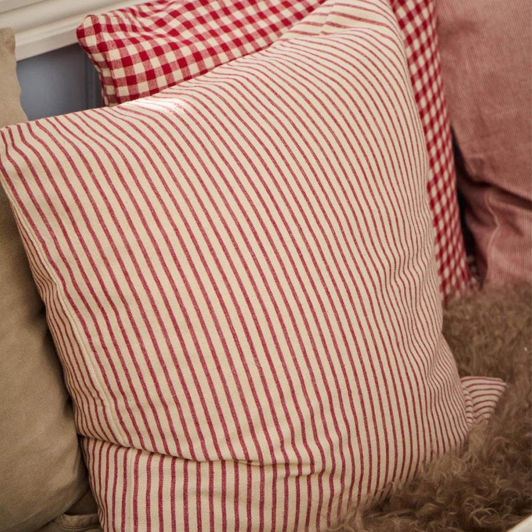 Lisslune | Ib Laursen - Cushion cover Ingrid in natural with red stripes 50 x 50 cm