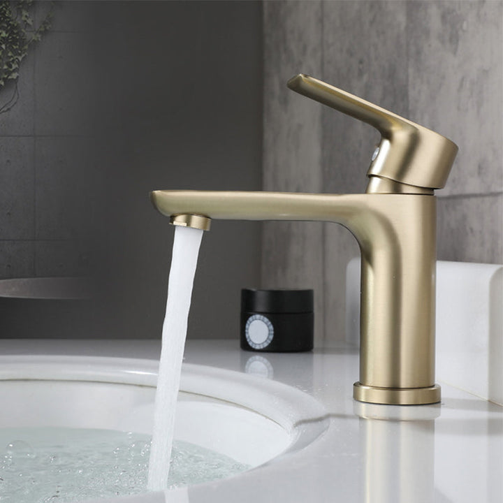 Lisslune | Modern Brass Sink Faucet Single Hole Bathroom Faucet Lever Handle Tap