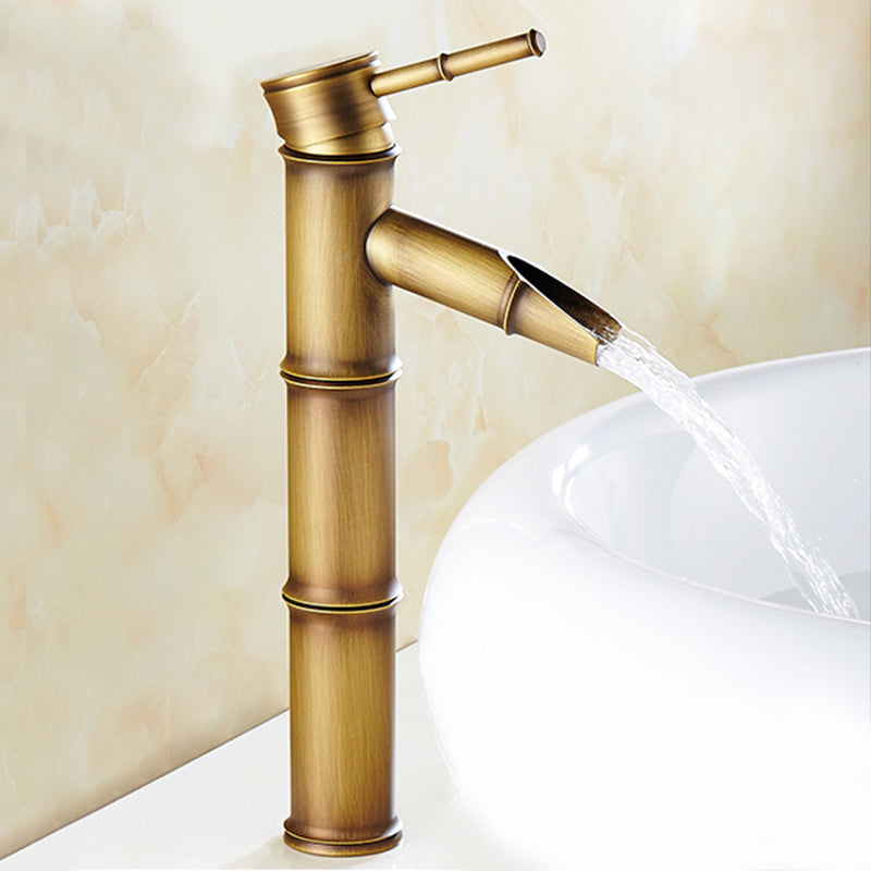 Lisslune | Country House Style Single Hole Sink Faucet with a Lever Handle