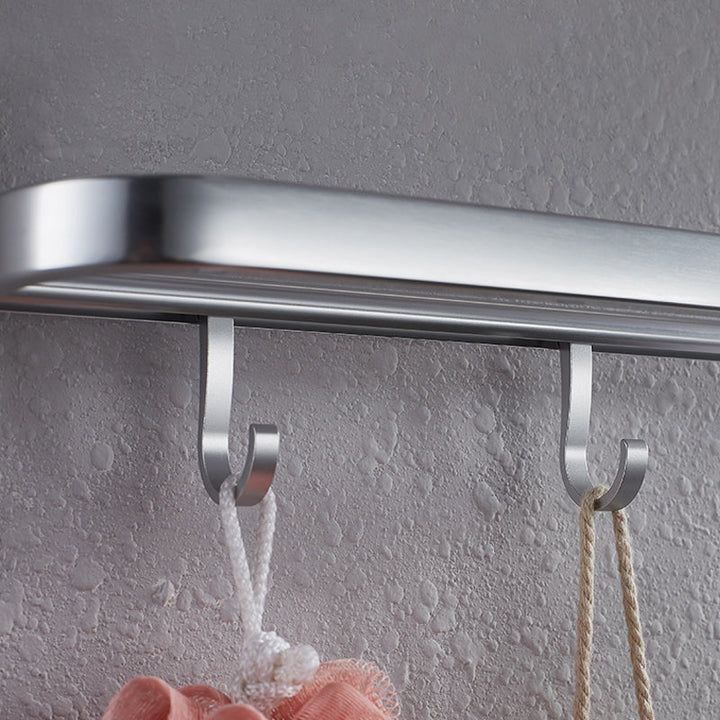 Lisslune | Contemporary bathroom accessory set made of aluminum with towel holder/bath shelf