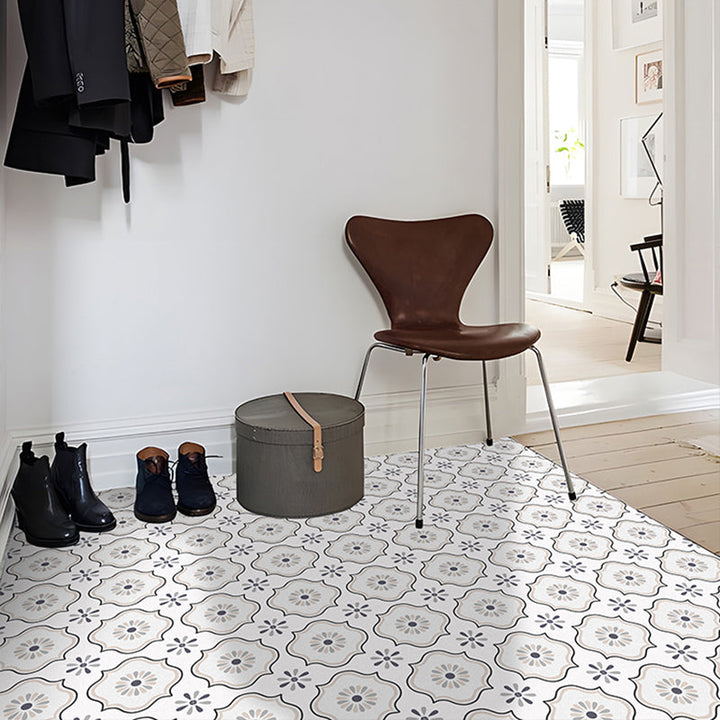 Lisslune | Square Indoor Vinyl Flooring Self-adhesive Flower Pattern Waterproof Vinyl Flooring