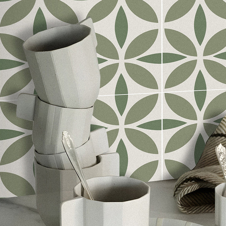 Lisslune | Indoor Vinyl Tiles Flower Pattern Peel and Stick Waterproof Square Vinyl Tile
