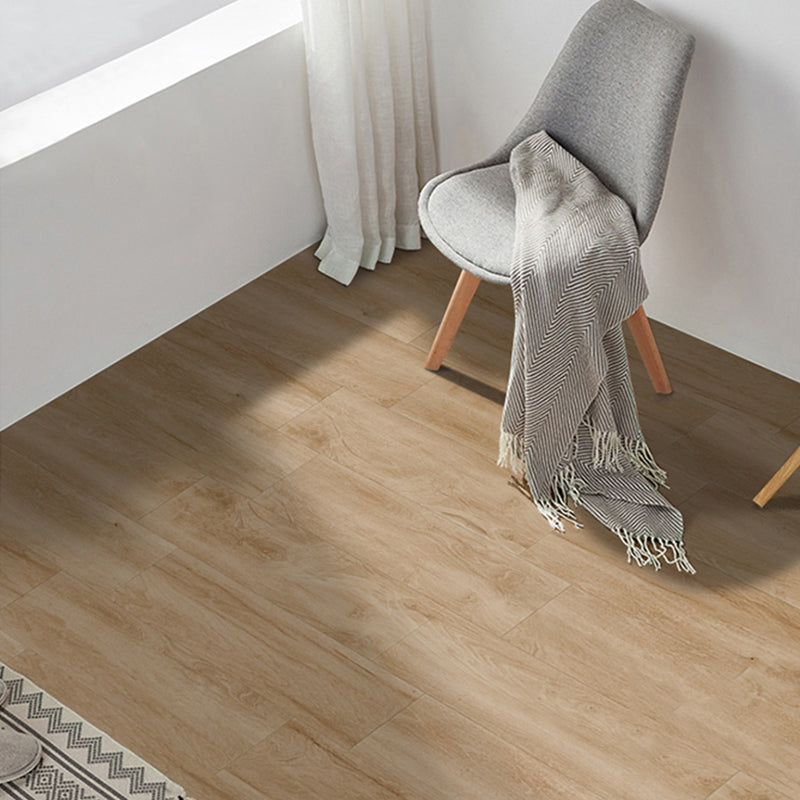Lisslune | Classic Style Vinyl Flooring Self-Adhesive Vinyl Flooring with Wood Look