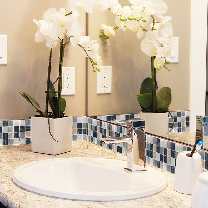 Lisslune | Peel & Stick Mosaic Tile Plastic Square Stain-Resistant Peel and Stick Tiles for Shower