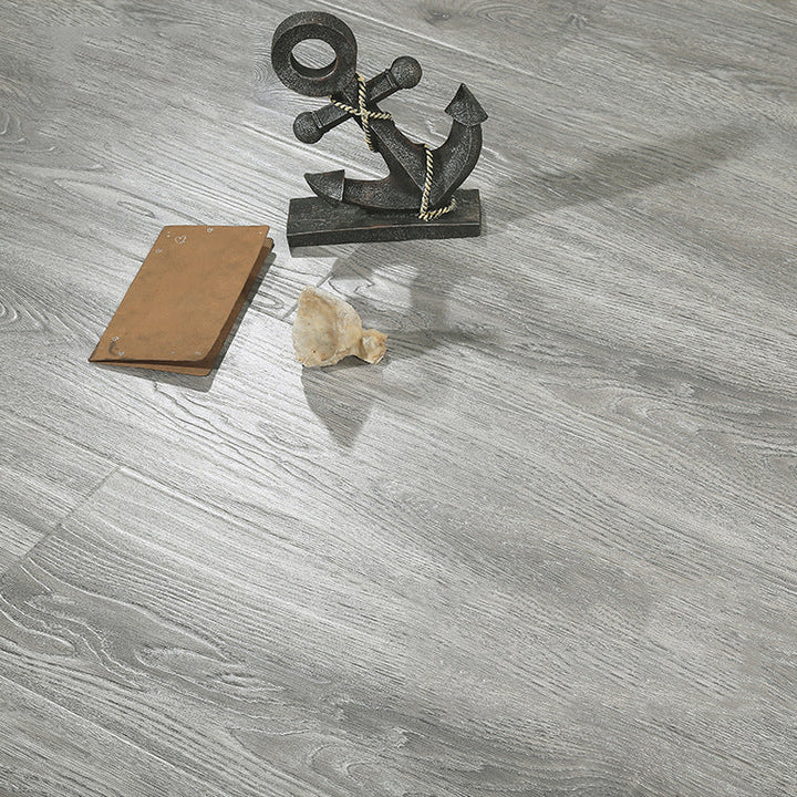 Lisslune | Brown Laminate Flooring Scratch Resistant Natural Oak Laminate with Click Lock