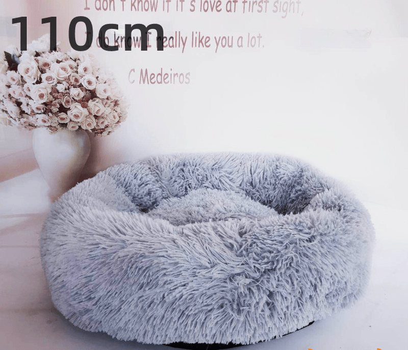 Lisslune | CozyNest | Winter Dog Bed | Luxe Comfort | Sustainable and Stylish