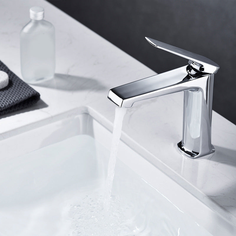 Lisslune | Modern Centerset Sink Faucet Solid Color Copper Faucet for the Bathroom