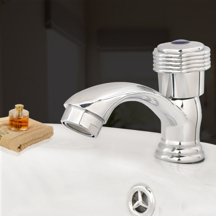 Lisslune | Contemporary Water Tap Knob Handle Low Arc Zinc Faucet in Silver