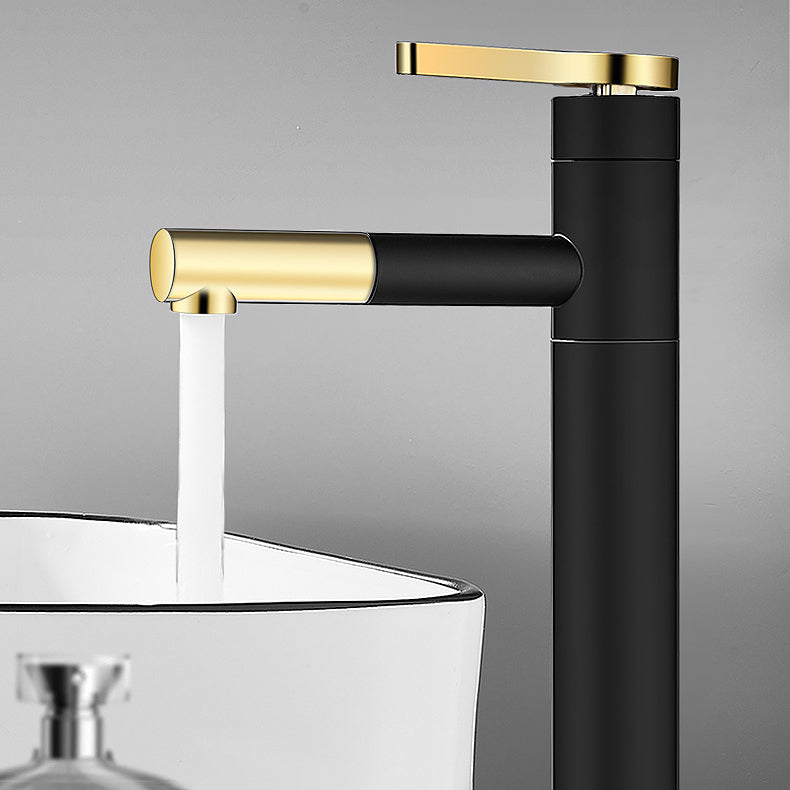 Lisslune | Lever handle faucet Glam Style with swivel spout for the bathroom