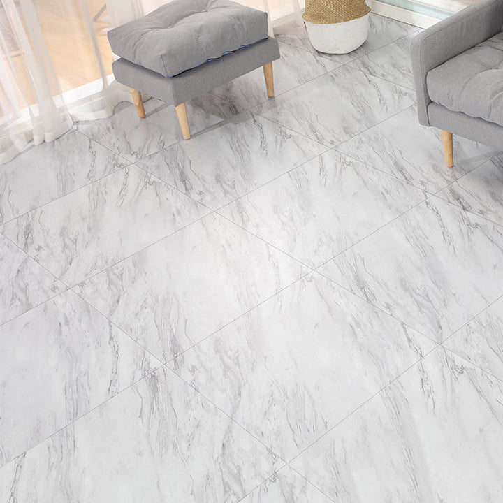 Lisslune | Peel and Stick PVC floor Low gloss PVC floor with stone look