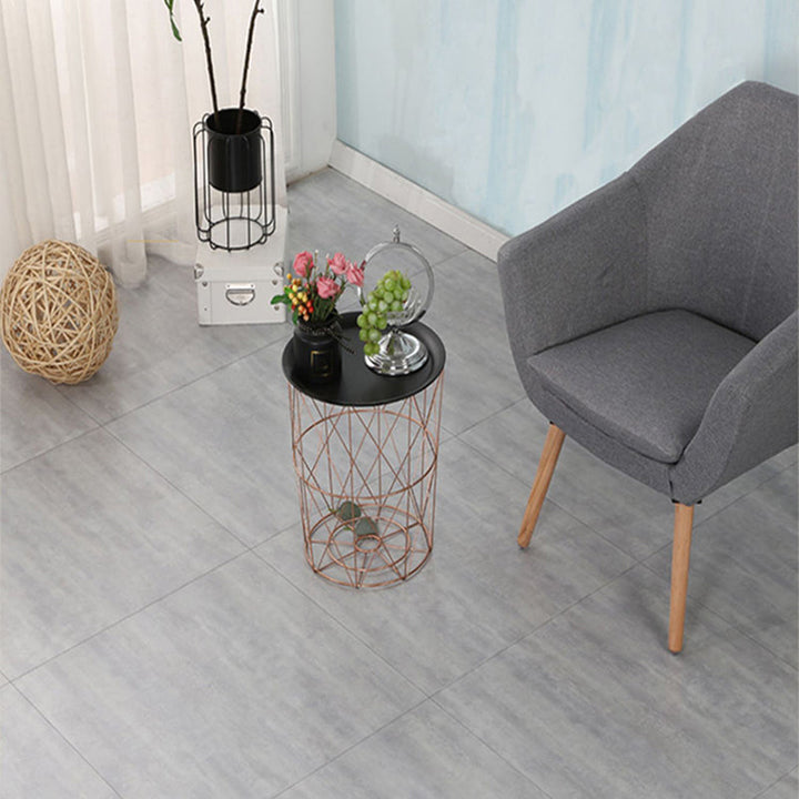 Lisslune | Peel and Stick PVC floor Low gloss PVC floor with stone look
