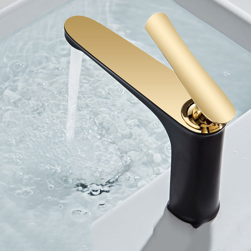 Lisslune | Luxury 1 Handle Sink Bathroom Faucet Round Brass Sink Faucet with Water Hose