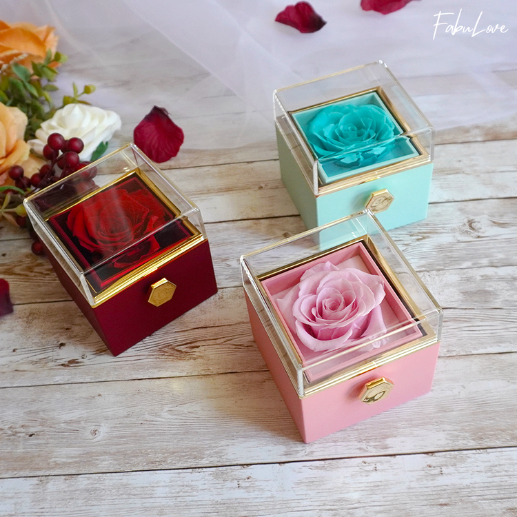 Lisslune | [Ideal Gift] Eternal Rose Box - With engraved necklace & artificial rose