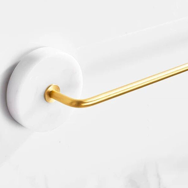 Lisslune | Modern bathroom accessories as a single piece or as a set in marble and metal