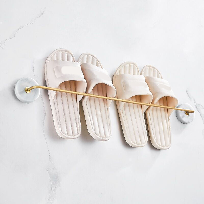 Lisslune | Modern bathroom accessories as a single piece or as a set in marble and metal