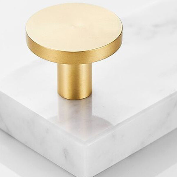 Lisslune | Modern bathroom accessories as a single piece or as a set in marble and metal