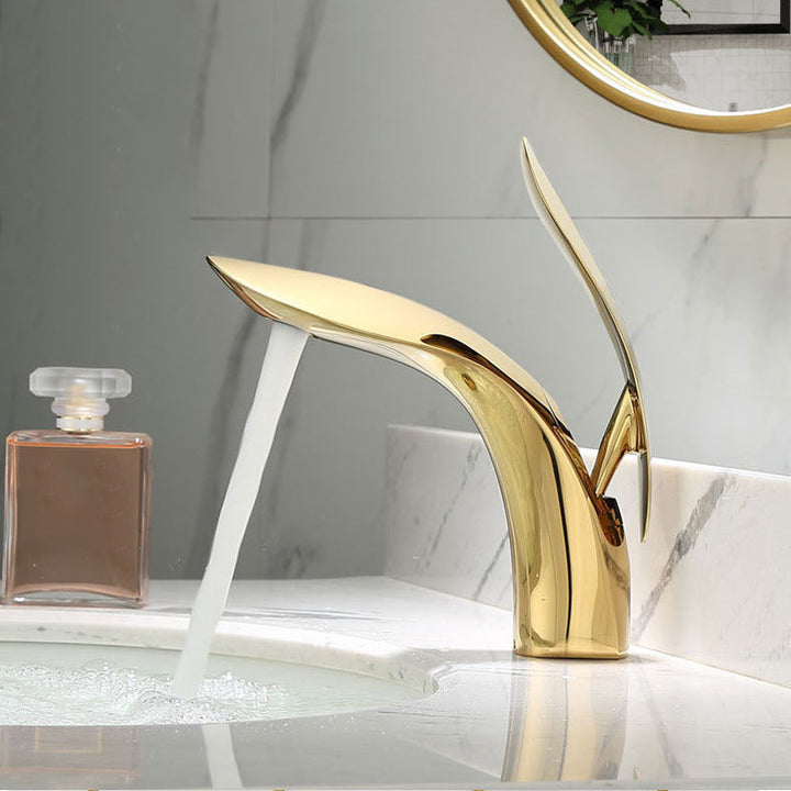 Lisslune | Brass 1-Hole Basin Faucet Lever Handle Sink Faucet Round Modern Faucet for Bathroom