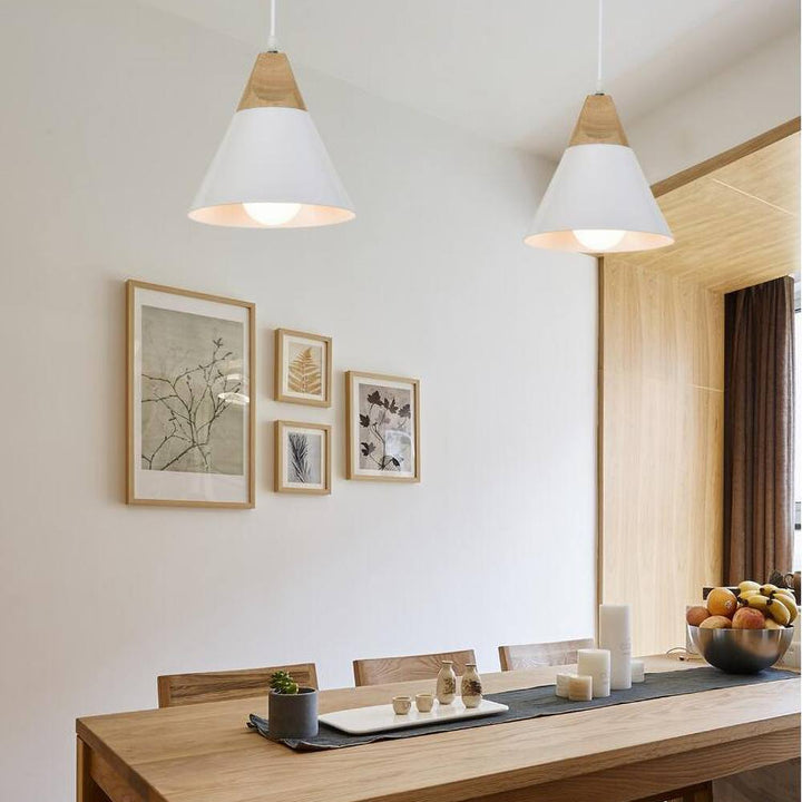 Lisslune | Minimalistic Wooden Pendant Light | NordicLight