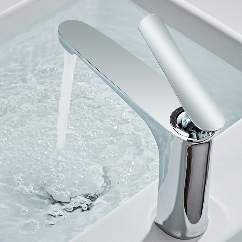 Lisslune | Light Luxury Sink Faucet 6.69" H Modern Brass Sink Faucet
