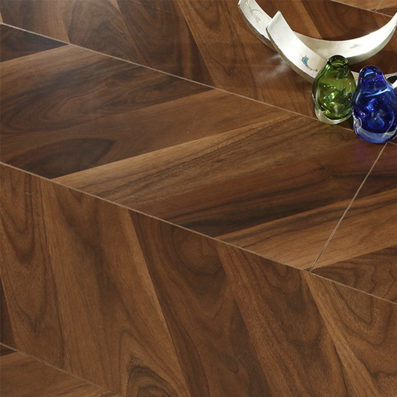 Lisslune | Wood Modern Laminate Flooring Click Lock Stain Resistant Plank Floor