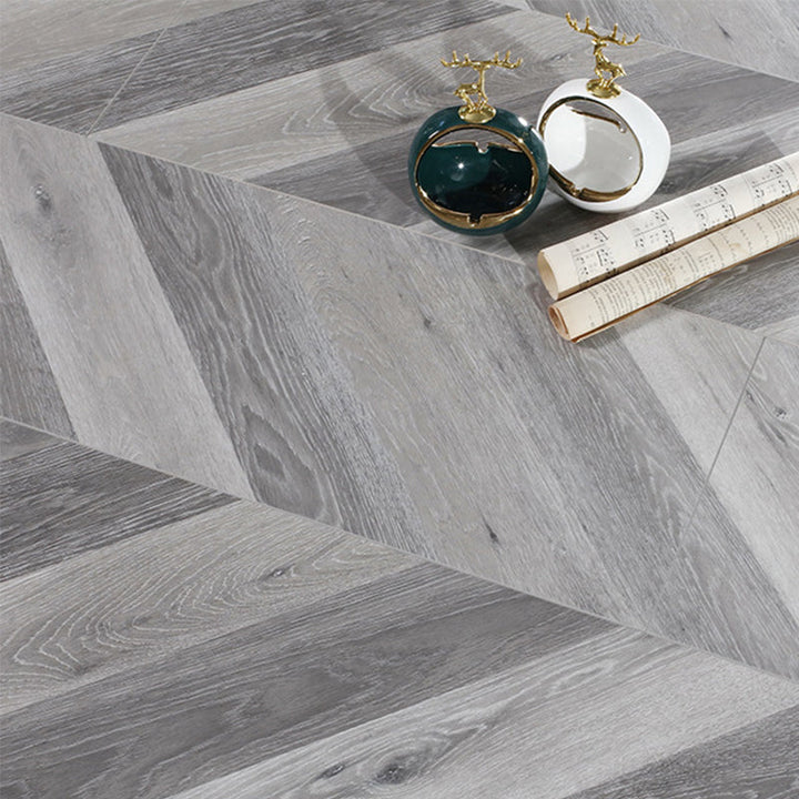 Lisslune | Wood Modern Laminate Flooring Click Lock Stain Resistant Plank Floor