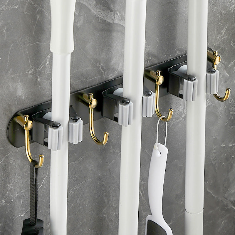 Lisslune | 5-piece modern bathroom accessory set made of black brass bathroom hardware