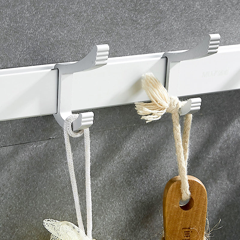 Lisslune | Contemporary Bathroom Accessory Hardware Set made of Metal with Soap Dish