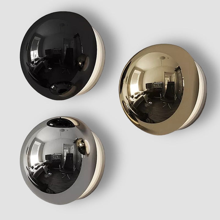 Lisslune | AuroraLume – Nordic Wall Lamp in Aluminium and Acrylic