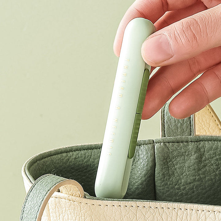 Lisslune | 2 In 1 Needle Threader Seam Ripper