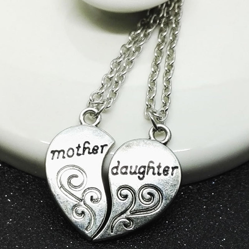 Lisslune | Mother and Daughter Heart Necklace