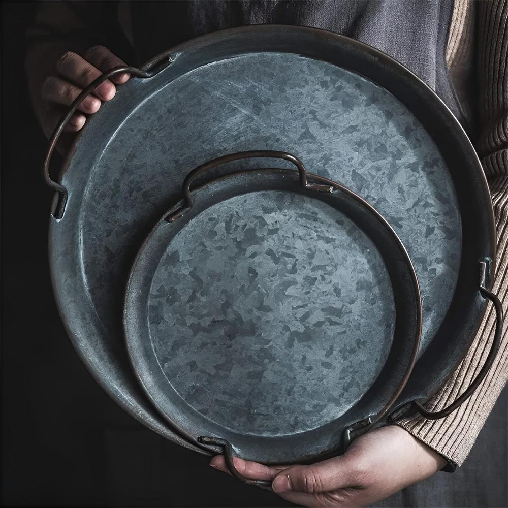 Lisslune | Retro Round Metal Dinner Serving Trays