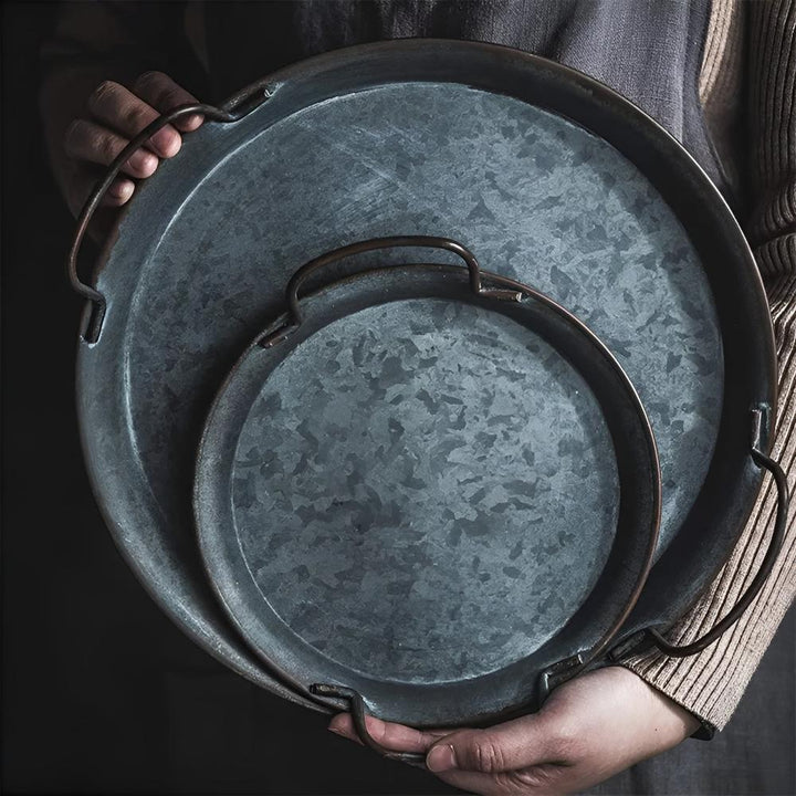 Lisslune | Retro Round Metal Dinner Serving Trays