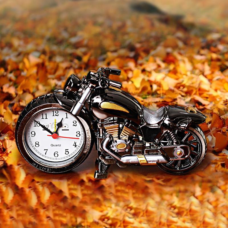 Lisslune | Vintage style - Motorcycle Quartz Watch