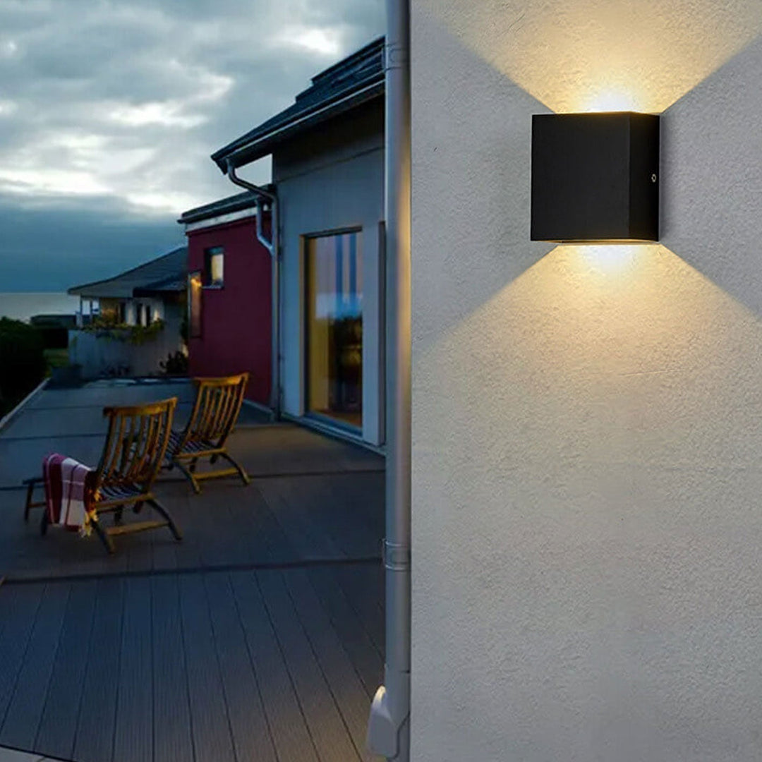 Lisslune | Smart LED Wall Light with Motion Sensor – Indoor & Outdoor Modern Lighting