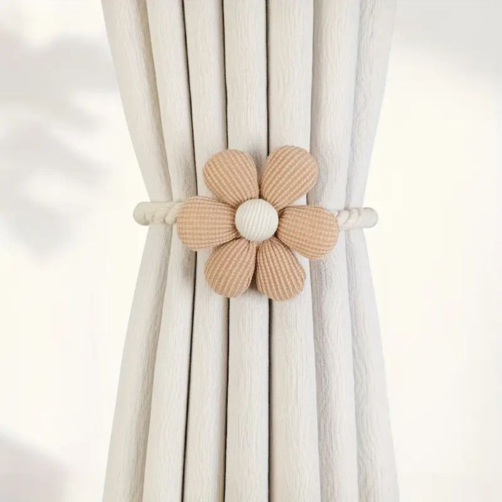 Lisslune | Delicate Flower Magnetic Curtain Tie Back | 2Pcs Set