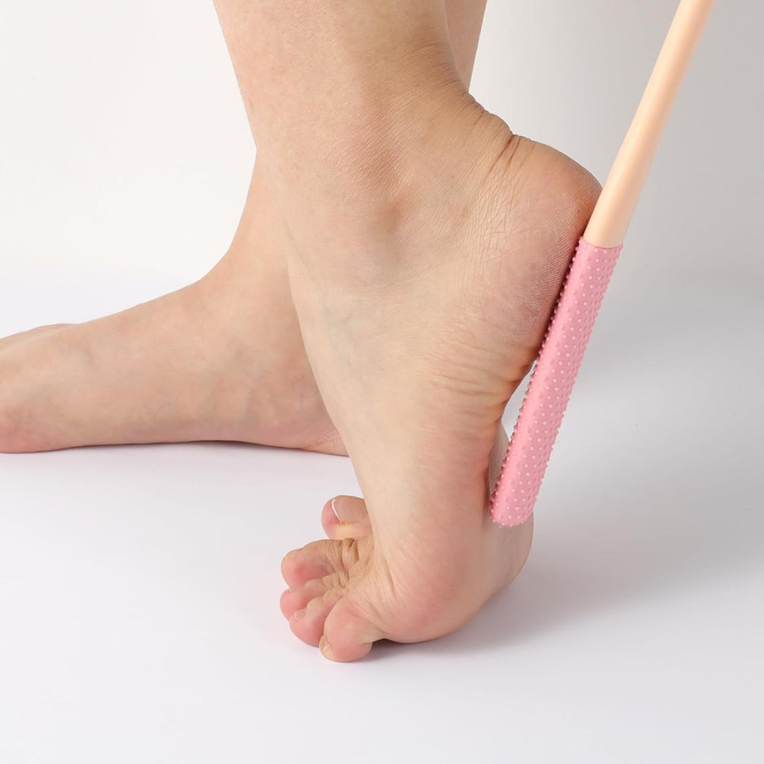 Lisslune | CleanToe - Toe Space Cleaner - Soft, gentle bristles for your toe comfort!
