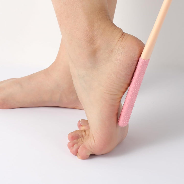 Lisslune | CleanToe - Toe Space Cleaner - Soft, gentle bristles for your toe comfort!