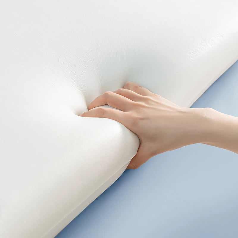 Lisslune | Cooling Gel Memory Foam Neck Support Pillow
