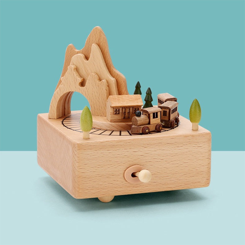 Lisslune | Christmas music box made of wood