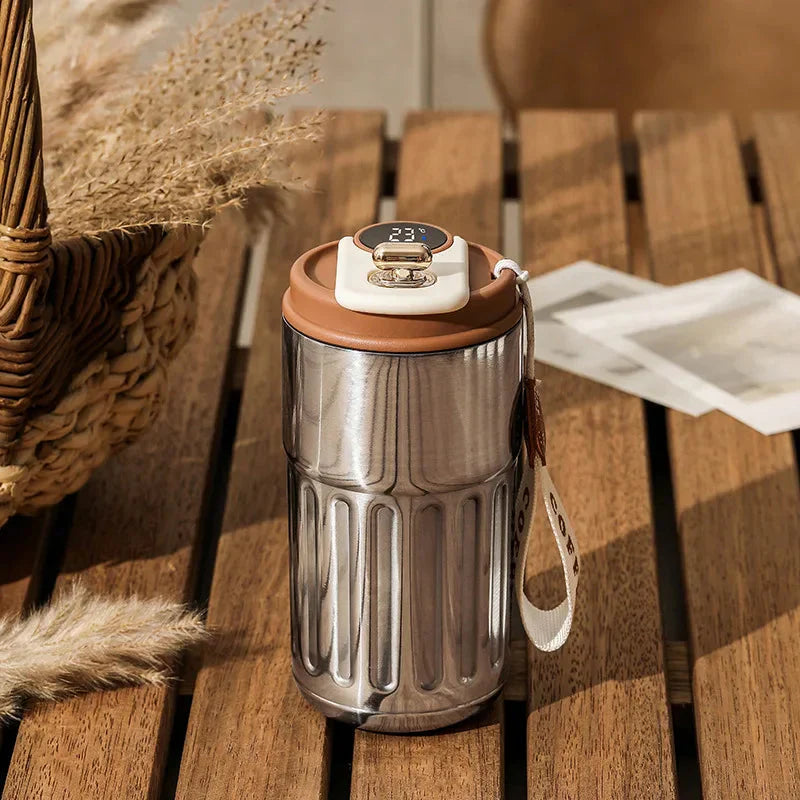 Lisslune | Compact thermos cup with temperature display – 410ml cup for hot and cold drinks
