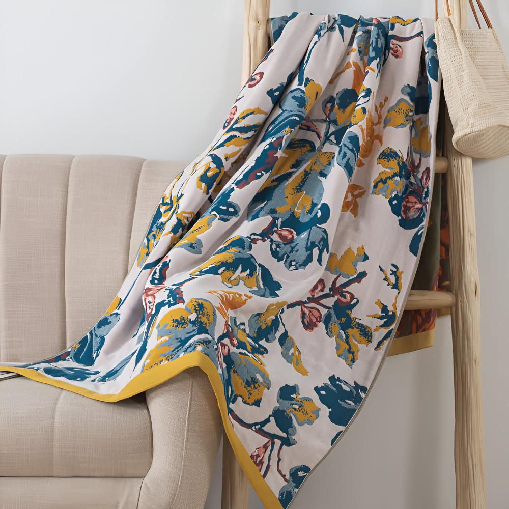 Lisslune | Nature’s Embrace Floral Bath Towel