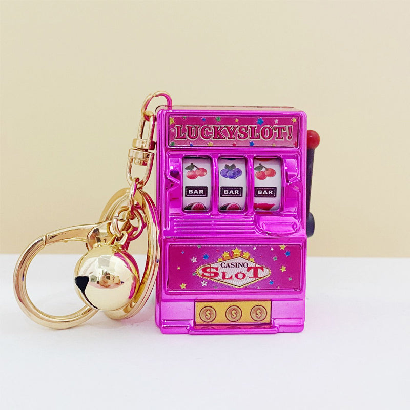 Lisslune | Keychain designed as a slot machine
