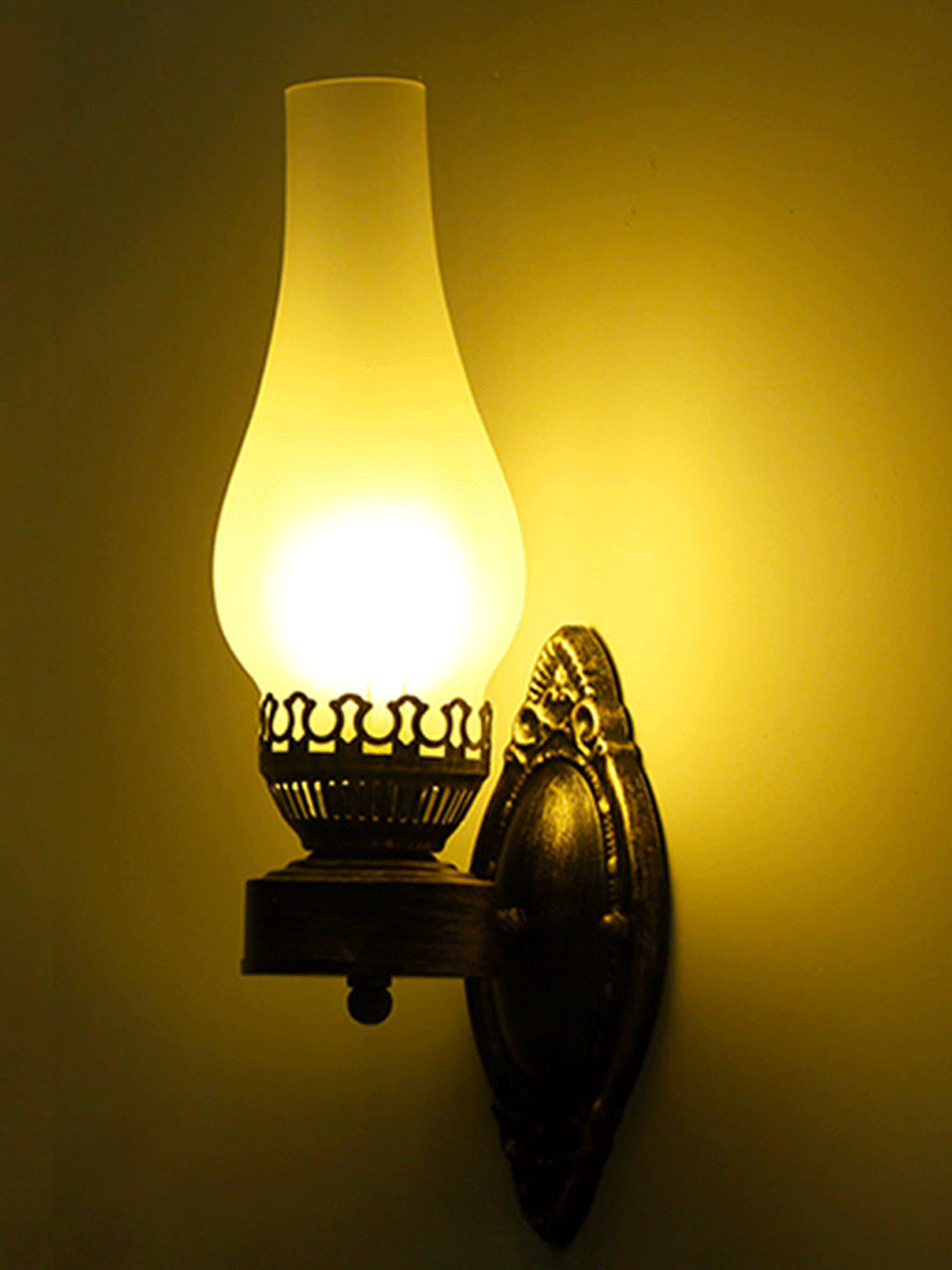 Skørter | 1 Head Wall Mount Light Antique Kerosene Iron Wall Lighting with Glass Cover in Bronze