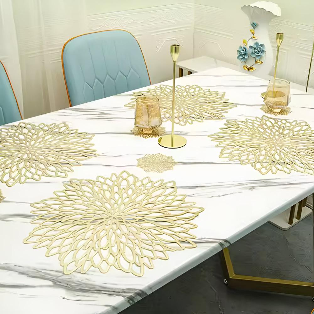 Lisslune | Chrysanthemum Charm Placemat