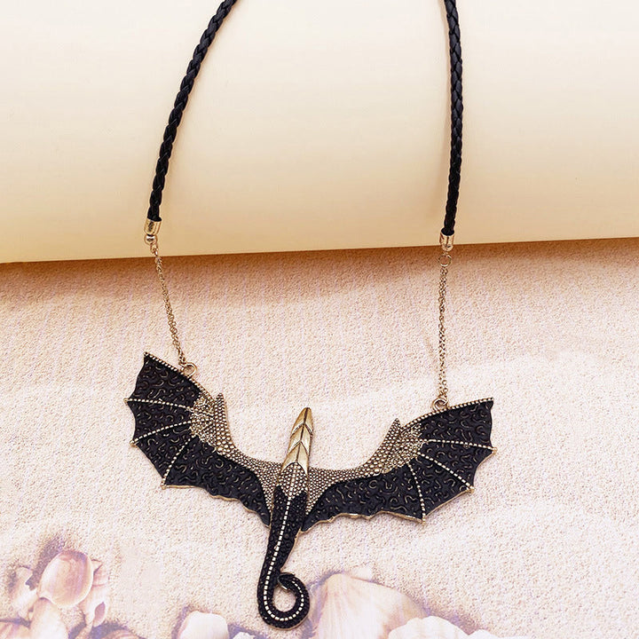 Lisslune | Flying Dragons Necklace